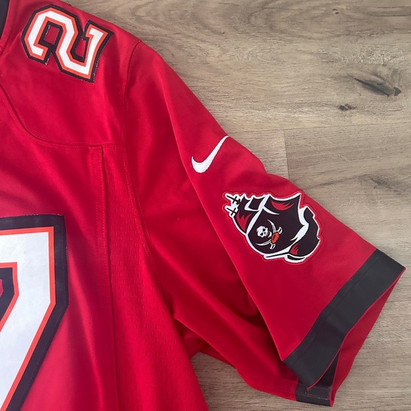 NFL Nike Tampa Bay Buccaneers LeGarette Blount #27 Jersey, Size XL- Pre Loved - Picture 8 of 15